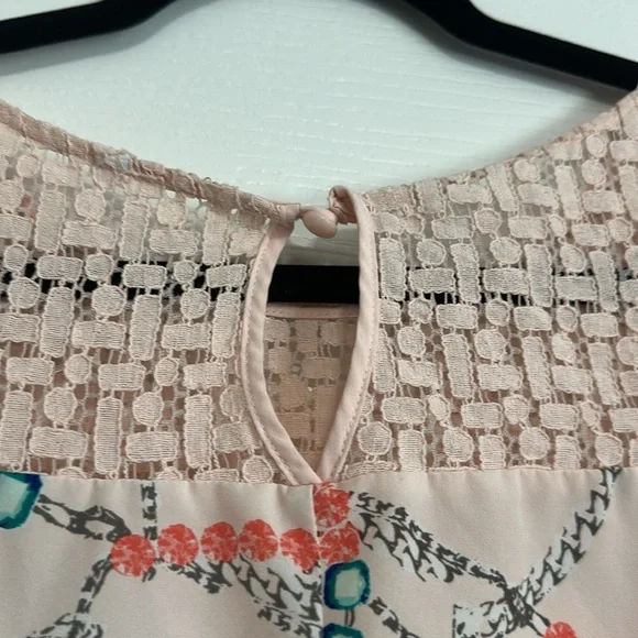 Elegant Women's Sheer Blouse - Cream with Multicolor Accents - Picture 5 of 7